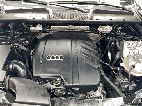 Used 2023 Audi Q5 2.0T Premium w/ Convenience Package AWD/4WD image 41