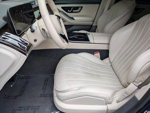 Used 2022 Mercedes-Benz S 500 4MATIC image 17