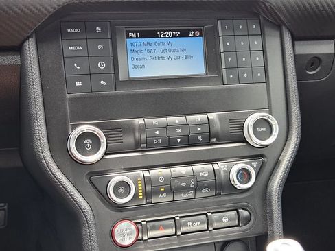 Used 2022 Ford Mustang Coupe RWD image 15