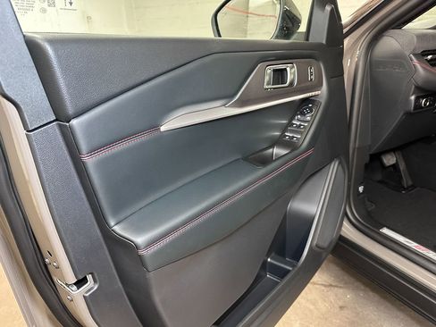 New 2026 Ford Explorer ST-Line image 20