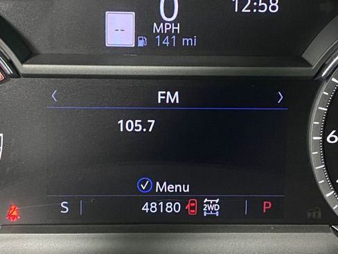 Certified 2020 Cadillac XT5 Premium Luxury w/ LPO, Floor Liner Package image 18