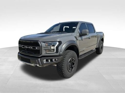 Used 2018 Ford F150 Raptor w/ Equipment Group 802A Luxury AWD/4WD image 7