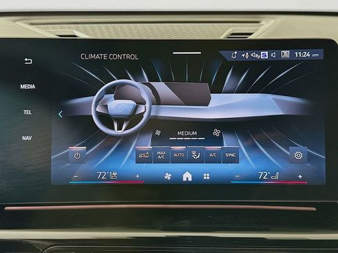 New 2026 BMW X2 xDrive28i w/ Convenience Package image 14