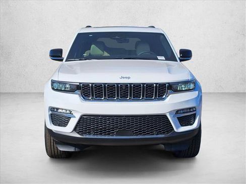 New 2025 Jeep Grand Cherokee Limited w/ Luxury Tech Group II RWD image 6