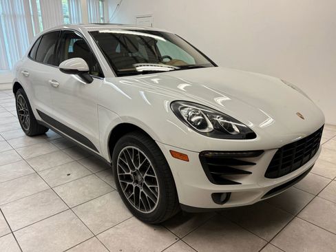 Used 2015 Porsche Macan S AWD/4WD image 1