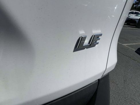Used 2021 Toyota RAV4 LE FWD image 21