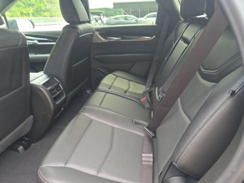 Used 2025 Cadillac XT5 Premium Luxury FWD image 11
