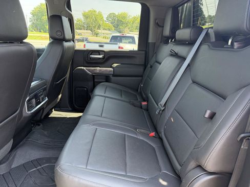 Used 2020 Chevrolet Silverado 2500 LTZ AWD/4WD image 13