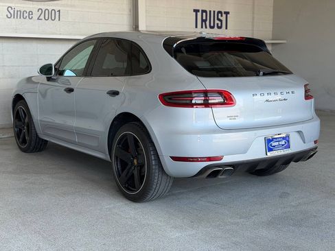 Used 2018 Porsche Macan Turbo AWD/4WD image 6