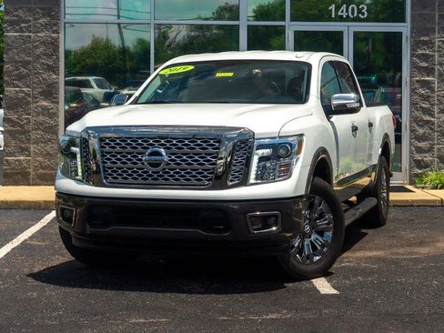Used 2019 Nissan Titan Platinum Reserve w/ Platinum Utility Package AWD/4WD image 6
