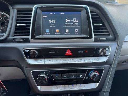 Used 2019 Hyundai Sonata ECO FWD image 16