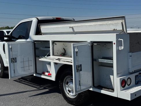 Used 2019 Ford F250 XL w/ Power Equipment Group RWD image 45