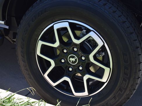 New 2025 Ford Bronco image 8