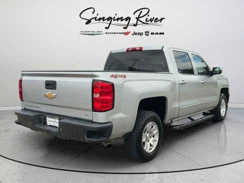 Used 2018 Chevrolet Silverado 1500 LT w/ LT Fleet Convenience Package AWD/4WD image 7