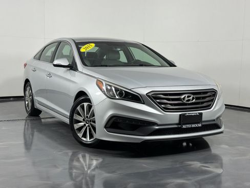Used 2015 Hyundai Sonata Sport w/ Option Group 03 FWD image 2