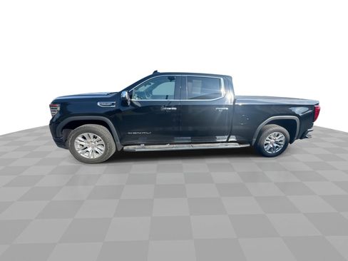 Used 2024 GMC Sierra 1500 Denali w/ Technology Package AWD/4WD image 5