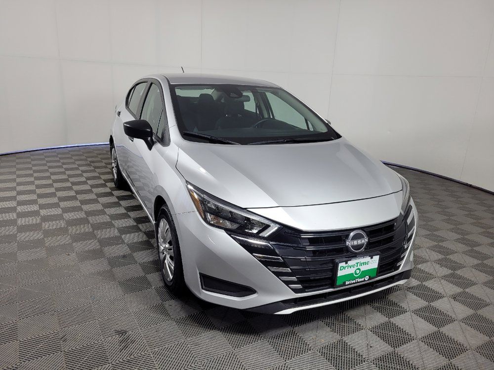 Used 2025 Nissan Versa S w/ Trunk Package FWD image 13
