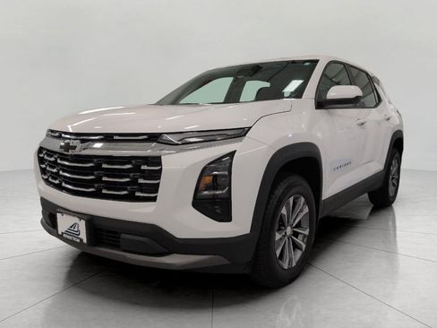 Used 2026 Chevrolet Equinox LT w/ Convenience Package II AWD/4WD image 12