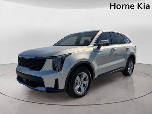 New 2026 Kia Sorento LX FWD image 7