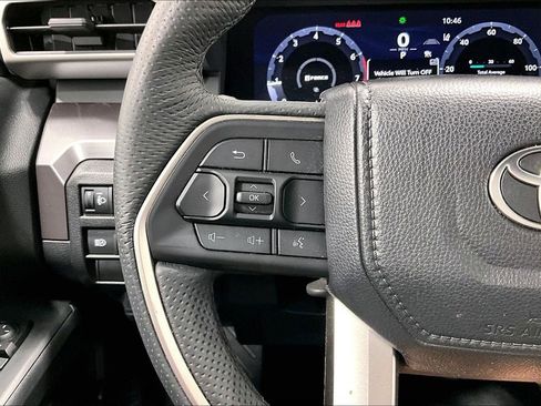 Used 2025 Toyota Tacoma TRD Sport AWD/4WD image 24