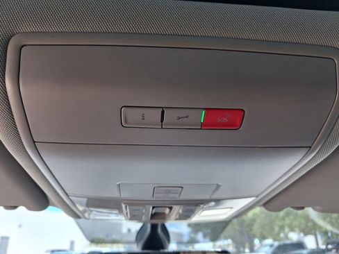 Used 2022 Volkswagen Atlas SE FWD image 38