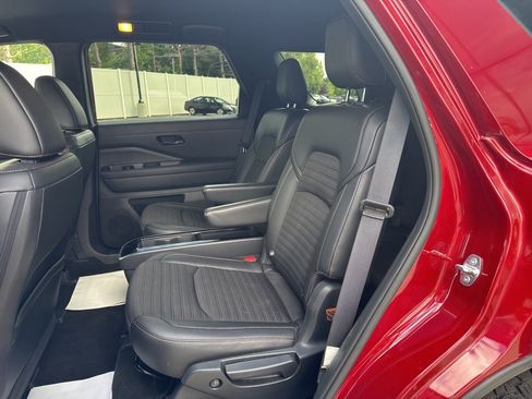 Used 2023 Nissan Pathfinder Rock Creek image 10