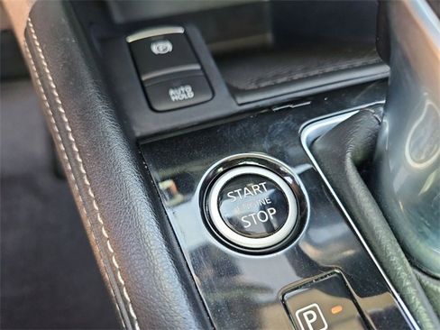 Used 2024 Nissan Kicks SV image 16