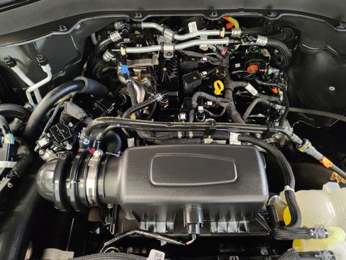 Used 2024 Ford Explorer XLT w/ Equipment Group 202A image 31