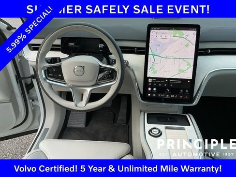 Certified 2025 Volvo EX90 Ultra AWD/4WD image 17
