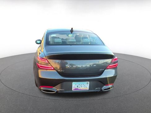 Used 2025 Genesis G70 2.5T image 6