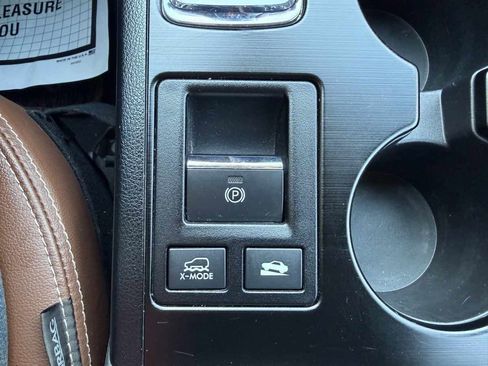 Used 2017 Subaru Outback 2.5i Touring w/ Popular Package #5A AWD/4WD image 19
