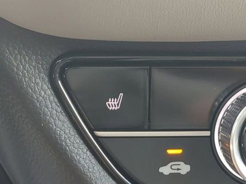 New 2026 Honda HR-V EX-L image 19