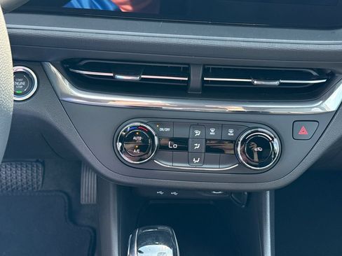 New 2026 Buick Envista Preferred FWD image 22