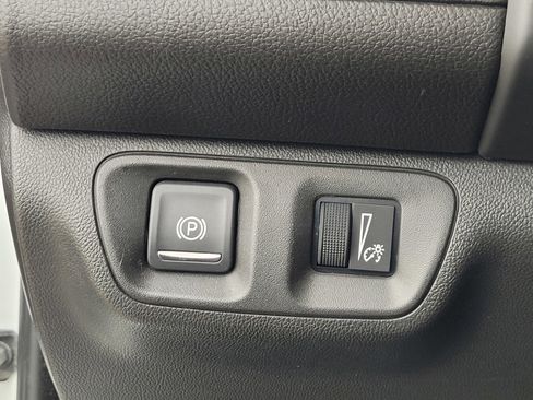 Used 2019 GMC Acadia SLE w/ Driver Alert Package I image 40