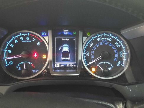 Used 2022 Toyota Tacoma Limited RWD image 9