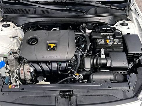 Used 2023 Kia Forte GT-Line w/ GT-Line Premium Package FWD image 8