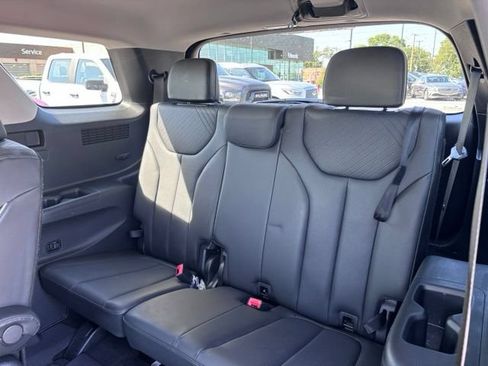 Used 2025 Hyundai Palisade SEL AWD/4WD image 32