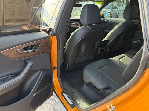 Used 2023 Audi Q8 Premium Plus w/ Premium Plus Package image 28