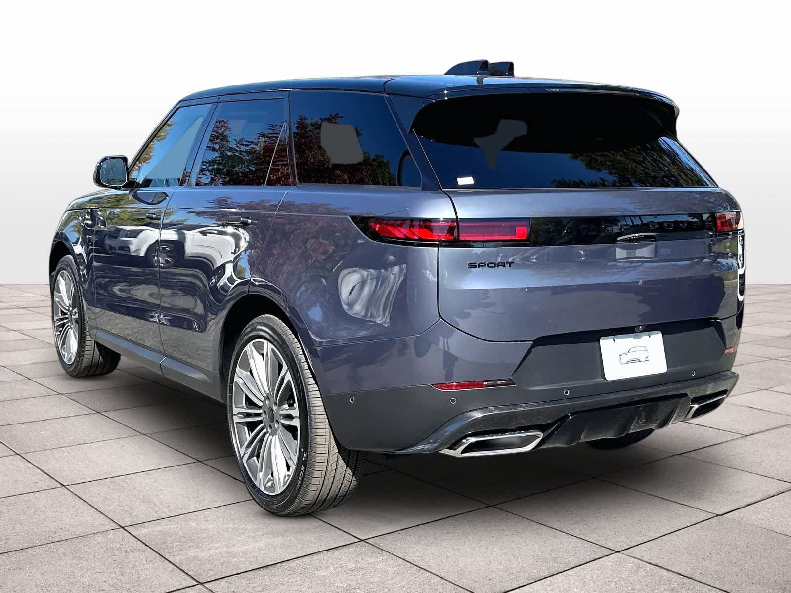 New 2027 Land Rover Range Rover Sport SE AWD/4WD image 3