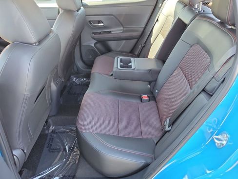 Used 2025 Nissan Kicks SR AWD/4WD image 22