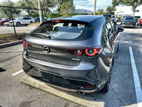 Used 2024 MAZDA MAZDA3 s FWD image 8