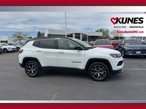 Used 2025 Jeep Compass Limited AWD/4WD image 3