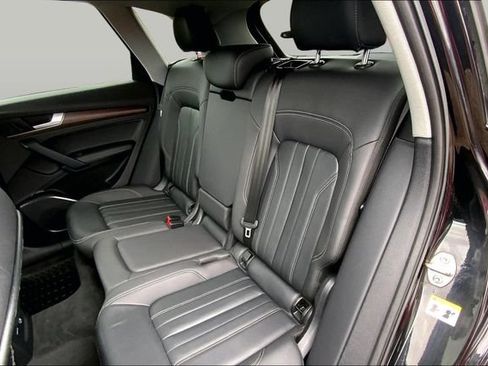 Used 2021 Audi Q5 Prestige AWD/4WD image 18