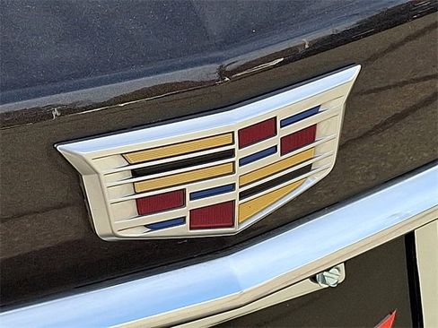 Used 2018 Cadillac XT5 Luxury w/ Driver Awareness Package image 27