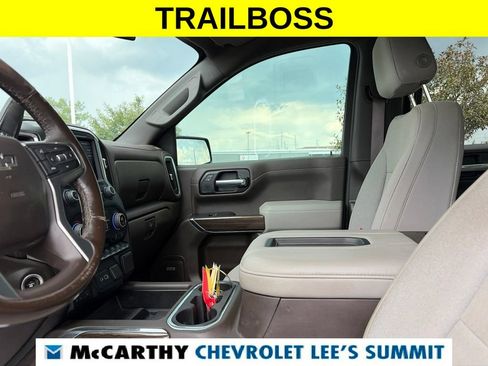 Used 2022 Chevrolet Silverado 1500 LT Trail Boss w/ Convenience Package II AWD/4WD image 45