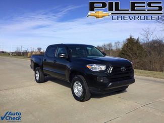 Used 2023 Toyota Tacoma SR video 1