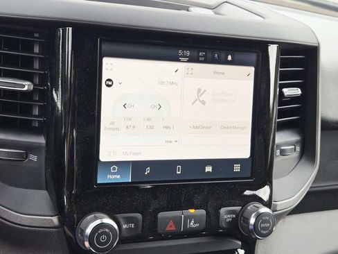 New 2026 RAM 1500 Express AWD/4WD image 23