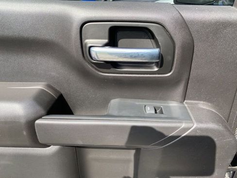 Certified 2022 Chevrolet Silverado 1500 Custom image 25