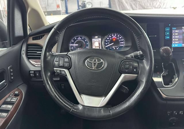 Used 2017 Toyota Sienna Limited Premium w/ Protection Package AWD/4WD image 22