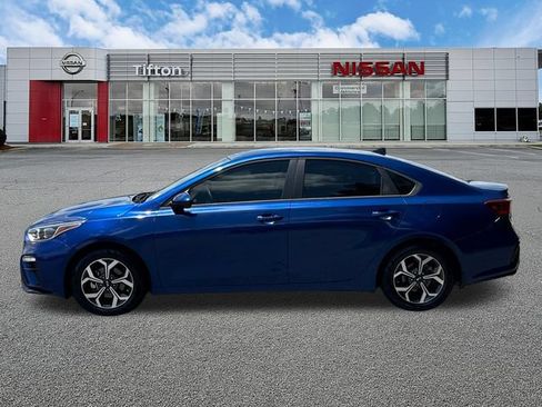 Used 2020 Kia Forte LXS FWD image 4